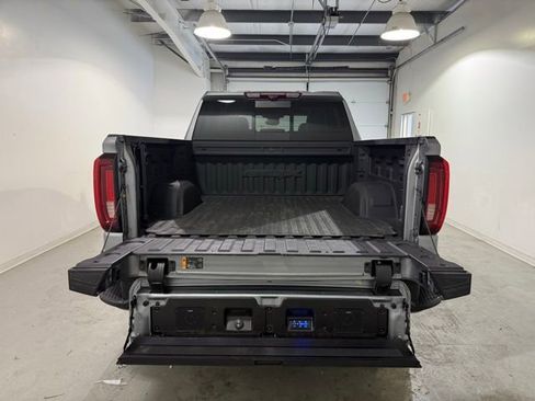 Used 2023 GMC Sierra 1500 AT4X image 7