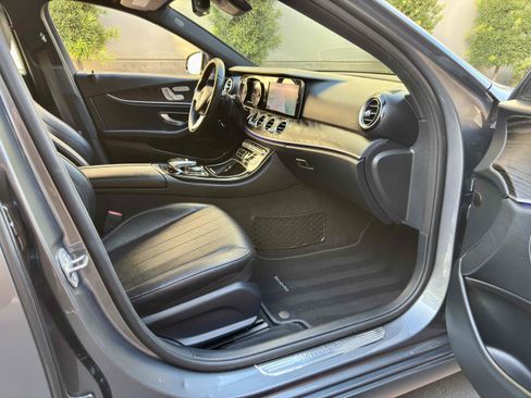 Used 2017 Mercedes-Benz E 400 4MATIC Wagon image 69
