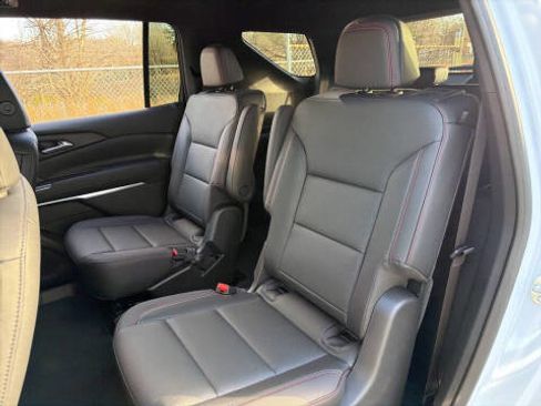 New 2026 Chevrolet Traverse Z71 w/ Driver Confidence Package image 11