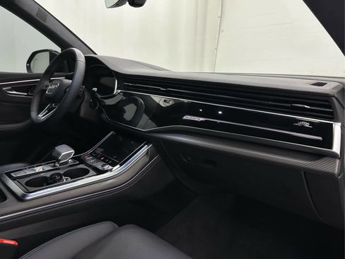 Used 2024 Audi SQ8 Prestige image 16