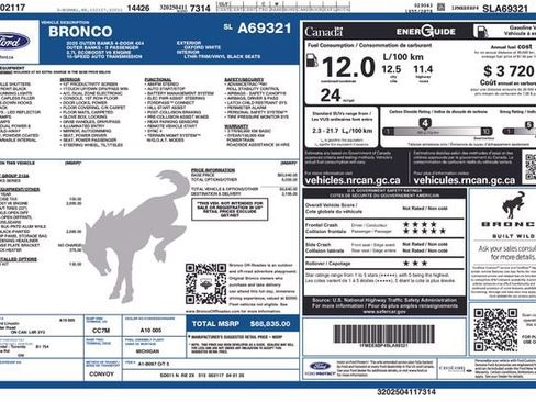 Used 2025 Ford Bronco Outer Banks AWD/4WD image 2