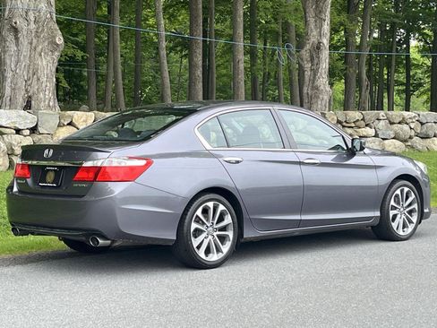 Used 2015 Honda Accord Sport image 3