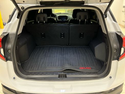 Used 2019 GMC Terrain SLT w/ Preferred Package FWD image 13