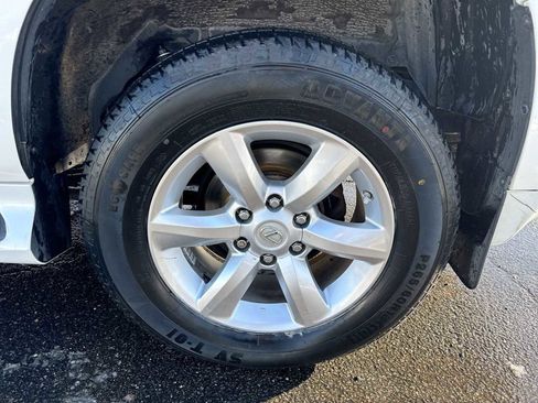 Used 2012 Lexus GX 460 image 19