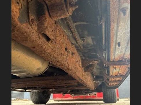 Used 1996 GMC Suburban 4WD image 13