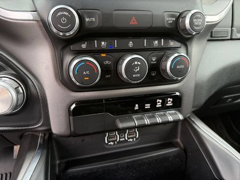 Used 2020 RAM 1500 Laramie w/ Sport Appearance Package AWD/4WD image 21