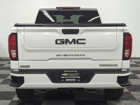 Used 2022 GMC Sierra 1500 Elevation w/ LPO, Elevation Black Package AWD/4WD image 6