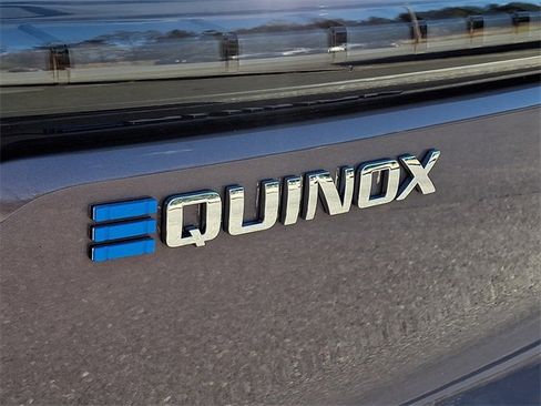 Used 2024 Chevrolet Equinox EV LT image 30