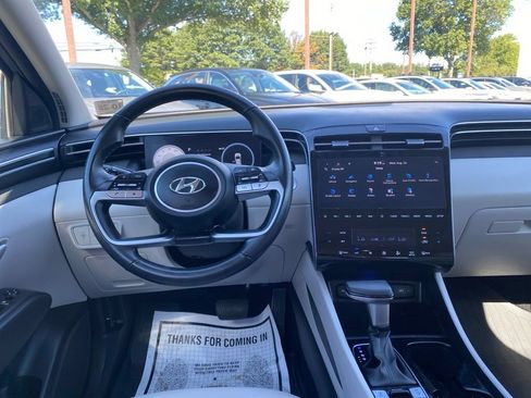 Certified 2024 Hyundai Tucson SEL w/ Convenience Package AWD/4WD image 9