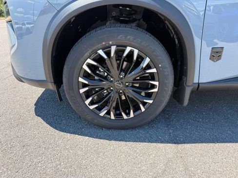New 2026 Nissan Rogue Dark Armor AWD/4WD image 9