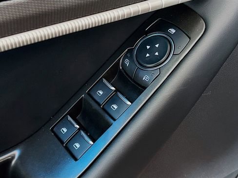 New 2026 Ford Explorer ST-Line w/ ST-Line Street Pack image 12