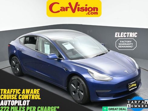 Used 2023 Tesla Model 3 Standard Range image 1