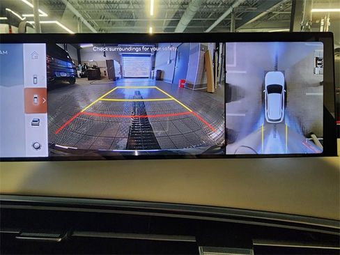 New 2026 Genesis GV70 3.5T Sport Prestige image 10