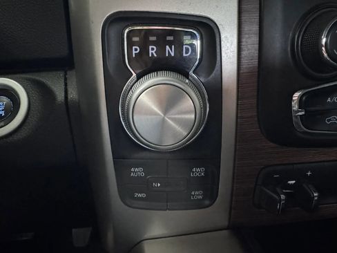 Used 2014 RAM 1500 Laramie w/ Convenience Group AWD/4WD image 30