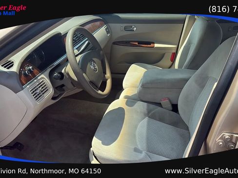 Used 2005 Buick LaCrosse CX FWD image 9
