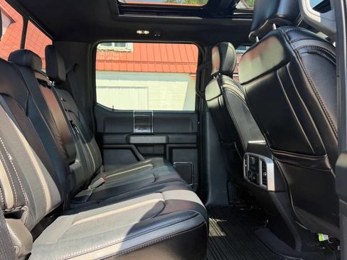 Used 2021 Ford F450 Platinum w/ FX4 Off-Road Package AWD/4WD image 25