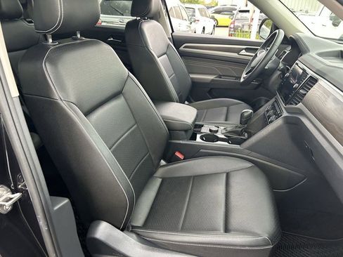 Used 2023 Volkswagen Atlas SE w/ Panoramic Sunroof Package AWD/4WD image 26