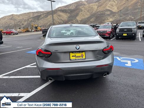 Used 2025 BMW 230i xDrive Coupe w/ Premium Package image 9
