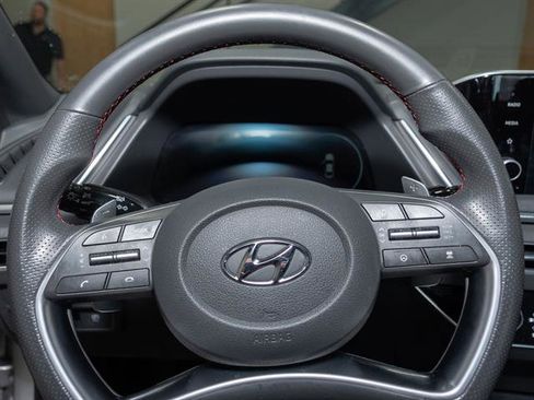 Used 2020 Hyundai Sonata SEL Plus image 10