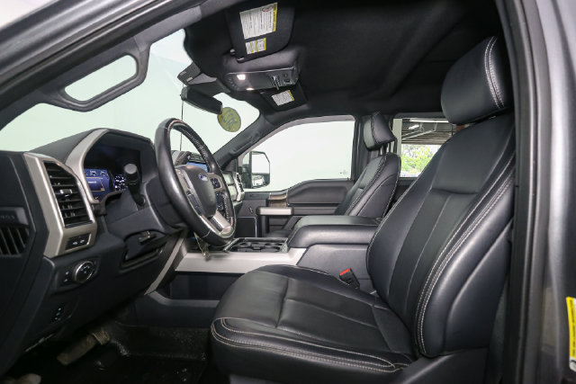 Used 2022 Ford F350 Lariat w/ Chrome Package AWD/4WD image 32
