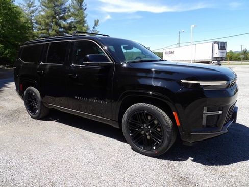 New 2026 Jeep Grand Wagoneer Limited AWD/4WD image 6