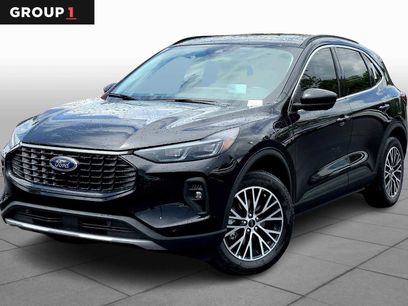 New 2025 Ford Escape SE w/ PHEV Premium Package