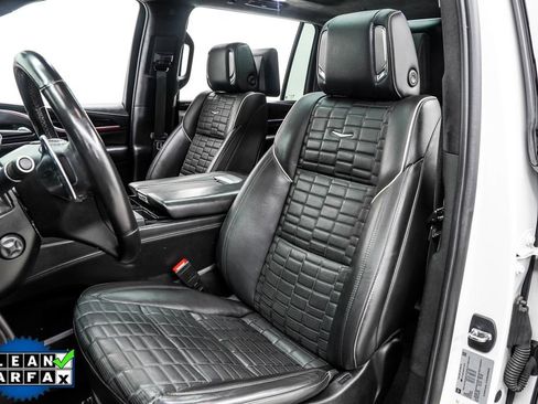 Used 2023 Cadillac Escalade ESV V AWD/4WD image 15