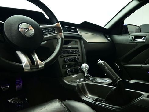Used 2013 Ford Mustang GT Premium w/ GT Track Pkg image 8
