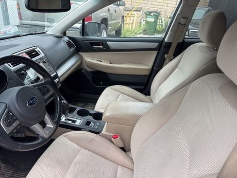 Used 2015 Subaru Outback 2.5i Premium image 5