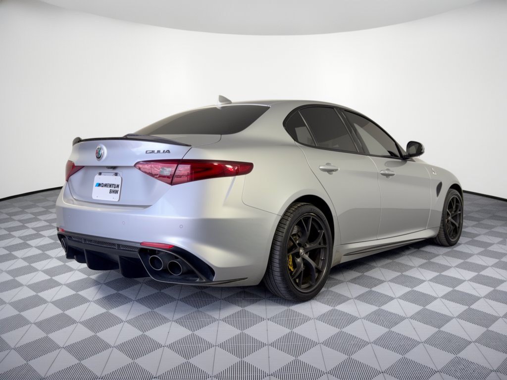Used 2018 Alfa Romeo Giulia Quadrifoglio RWD image 9