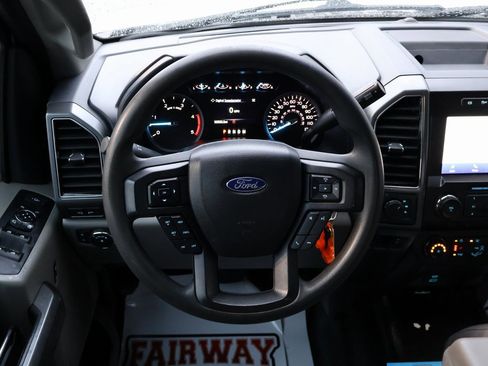 Used 2022 Ford F350 XLT w/ XLT Premium Package image 17