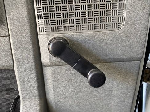 Used 2012 Ford E-450 and Econoline 450 Super Duty w/ Shuttle Bus Prep Pkg image 11