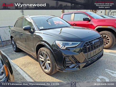 Certified 2025 Audi Q3 2.0T Premium w/ Convenience Package AWD/4WD image 1