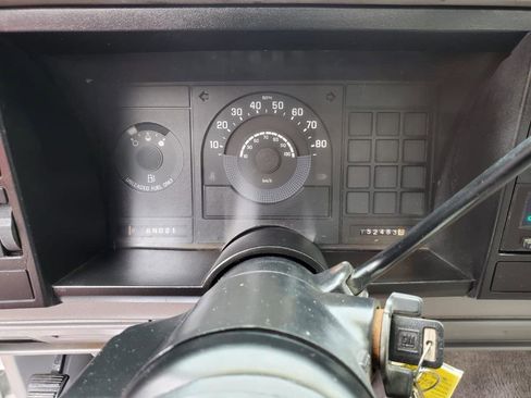 Used 1988 GMC Sierra 1500 Sierra SL image 13