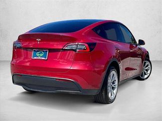 Used 2022 Tesla Model Y Long Range AWD/4WD video 2