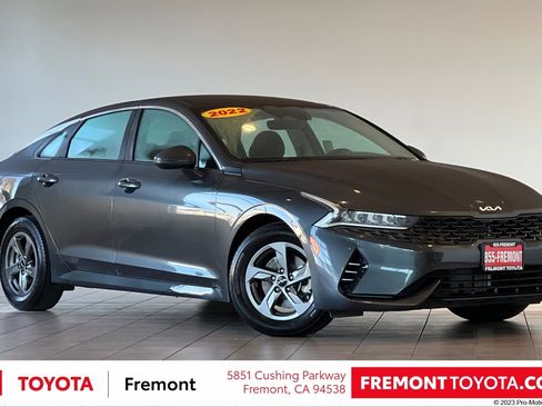 Used 2022 Kia K5 LXS image 1