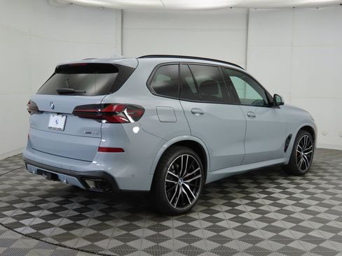 New 2026 BMW X5 xDrive40i w/ M Sport Package image 5