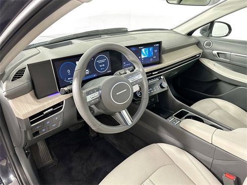 Used 2024 Hyundai Sonata Limited image 11