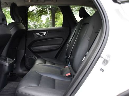 Used 2024 Volvo XC60 B5 Plus w/ Climate Package AWD/4WD image 13
