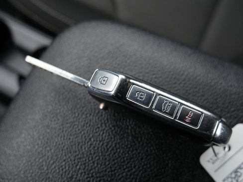 Used 2022 Kia Forte LXS image 19