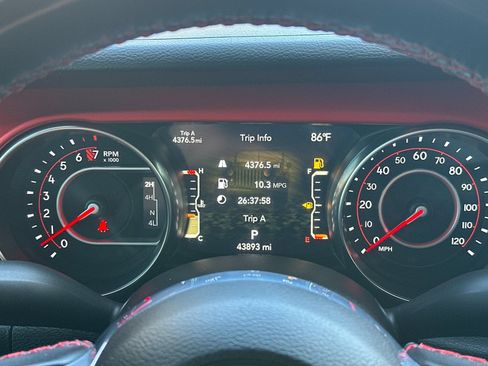 Used 2021 Jeep Gladiator Rubicon AWD/4WD image 34