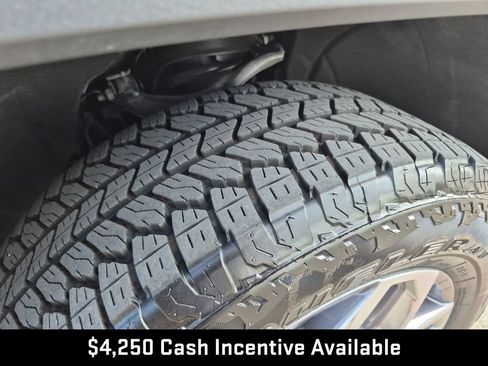 New 2026 GMC Sierra 1500 SLE AWD/4WD image 17
