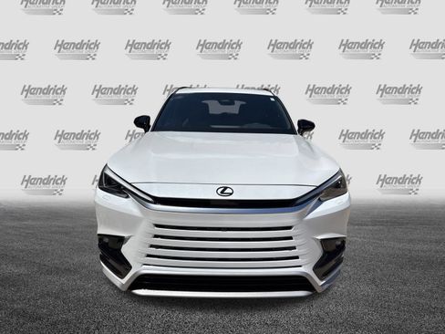 New 2025 Lexus TX 500h AWD image 3