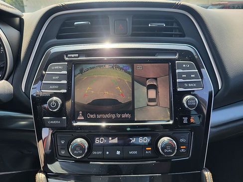 Used 2020 Nissan Maxima SR w/ Sport Mat Group FWD image 19