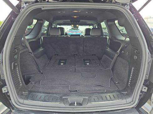 Used 2025 Dodge Durango GT AWD/4WD image 30