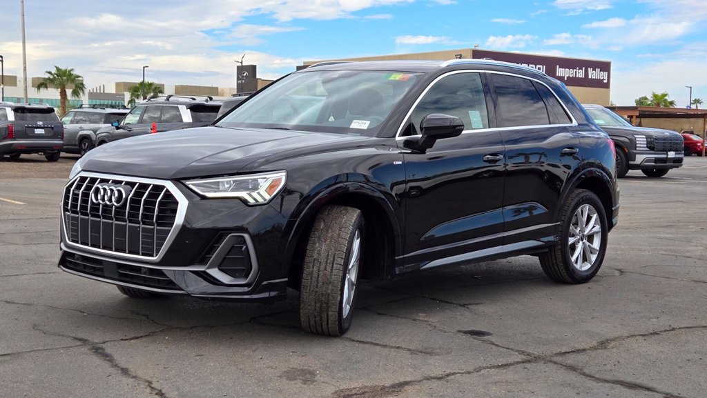 Used 2024 Audi Q3 2.0T Premium AWD/4WD image 8