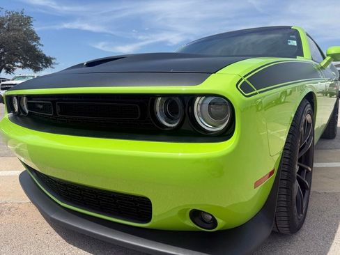 Used 2023 Dodge Challenger R/T Scat Pack w/ T/A Package RWD image 9