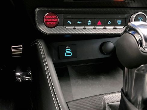 Used 2025 Ford Mustang GT Premium image 23