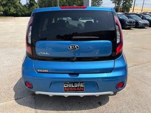 Used 2018 Kia Soul + FWD image 7