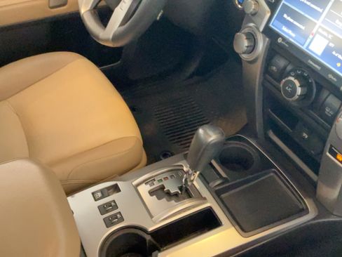 Used 2021 Toyota 4Runner SR5 Premium w/ Moonroof Package RWD image 45